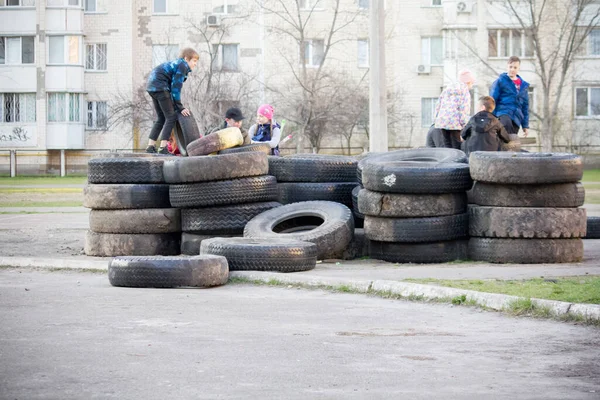 Sammlung Von Autoreifen Für Das Recycling Kiew — Stockfoto