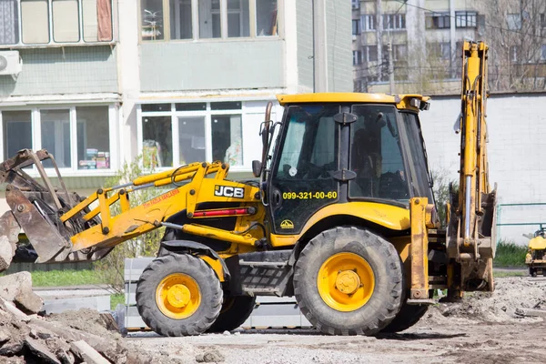 Naprawa Nawierzchni Asfaltowej Pobli Domu — Zdjęcie stockowe