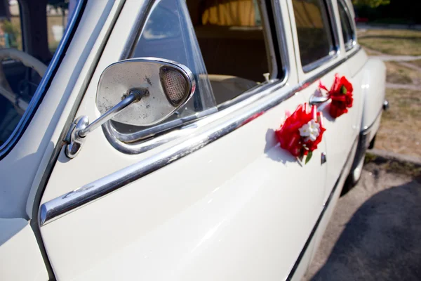 Decorate wedding car — Stock Photo, Image