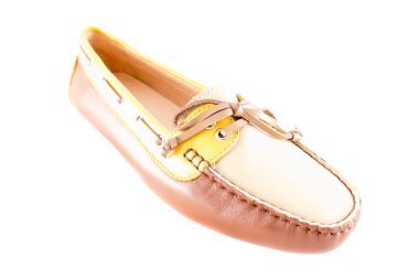 Broun kadın mokasen beyaz üzerinde