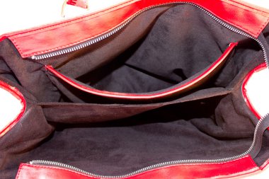 kadın çantayı açın