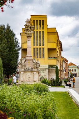 Slovakya 'nın Komarno kentindeki Trinity sütunu.