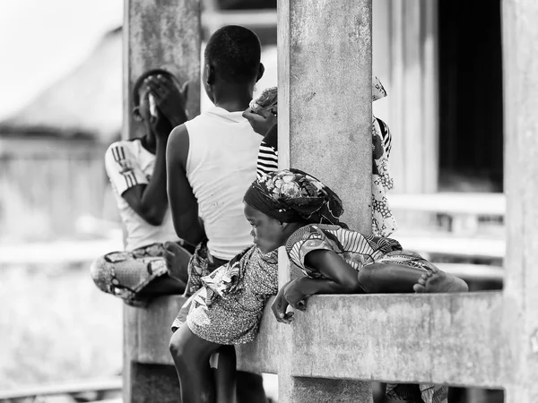 Menschen in Benin, in schwarz und weiß — Stockfoto