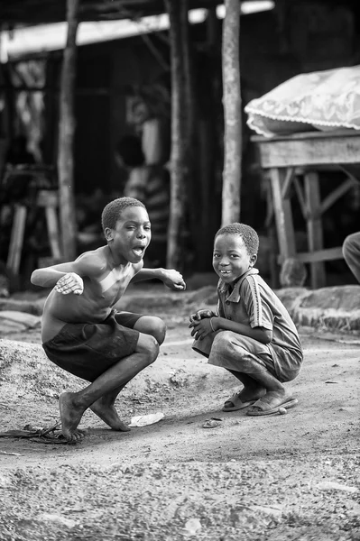 Personas reales en Togo, en blanco y negro —  Fotos de Stock