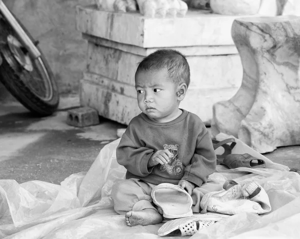 Real people in Vietnam, in black and white — Stock Photo, Image