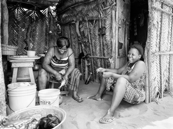 Pessoas reais no Togo, em preto e branco — Fotografia de Stock