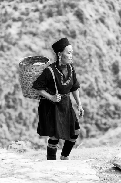 Real people in Vietnam, in black and white — Stock Photo, Image