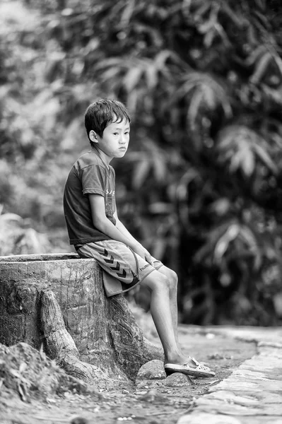 Echte Menschen in Vietnam, in schwarz und weiß — Stockfoto