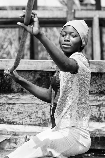 Lidé v Benin, černobílém — Stock fotografie