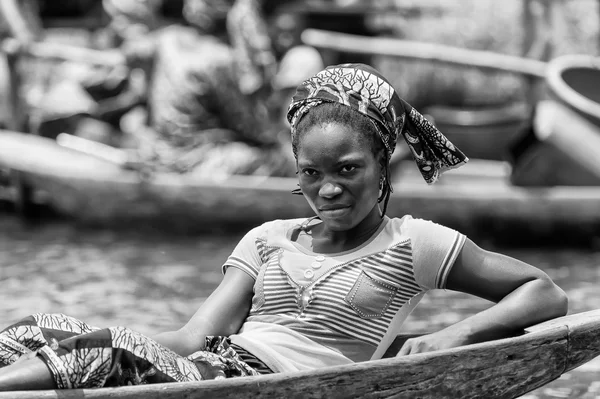 Pessoas em Benin, a preto e branco — Fotografia de Stock