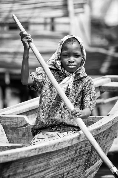 Mensen in Benin, zwart-wit — Stockfoto