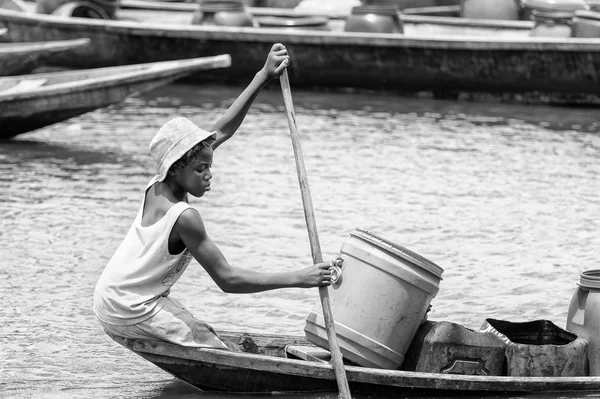 Benin'deki insanlar, siyah beyaz