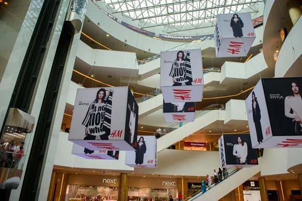 Centro comercial Galeria em São Petersburgo — Fotografia de Stock