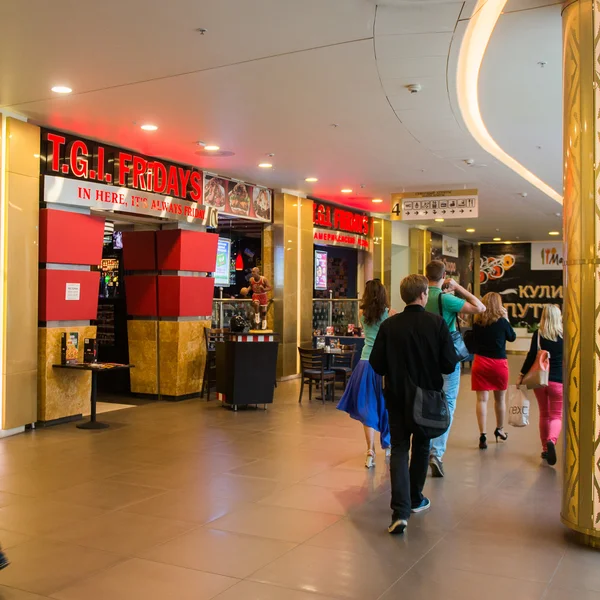 Centro comercial Galería en San Petersburgo — Foto de Stock