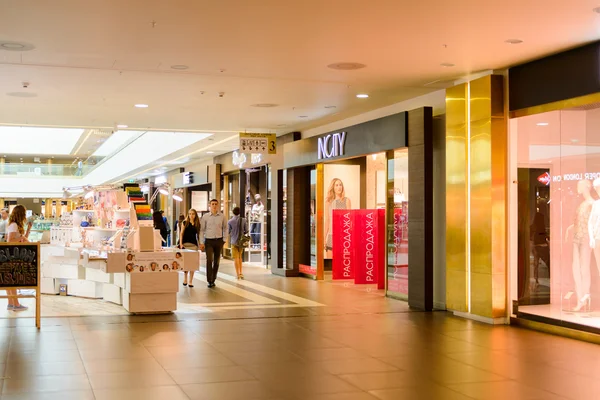 Centro comercial Galeria em São Petersburgo — Fotografia de Stock