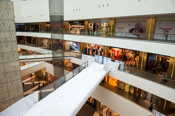 Centro comercial Galeria em São Petersburgo — Fotografia de Stock