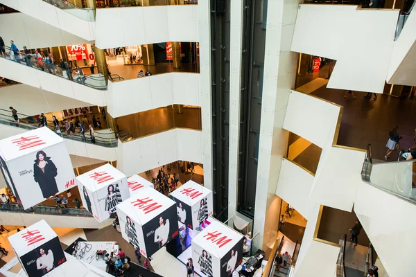 Centrum handlowe Galeria w mieście Petersburg — Zdjęcie stockowe