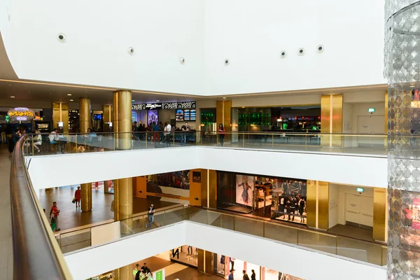 Centro comercial Galeria em São Petersburgo — Fotografia de Stock