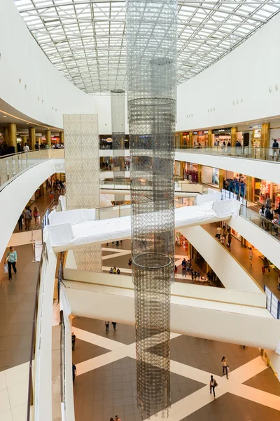 Centro comercial Galeria em São Petersburgo — Fotografia de Stock