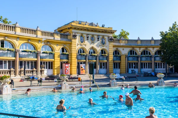 Complexe de bain médicinal Szechenyi — Photo