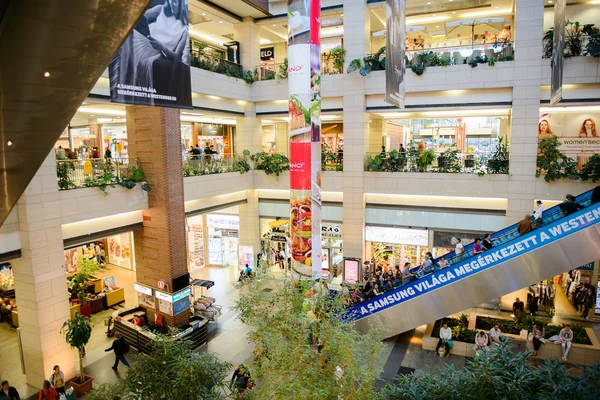 West End City Center, Budapest, Hungría — Foto de Stock