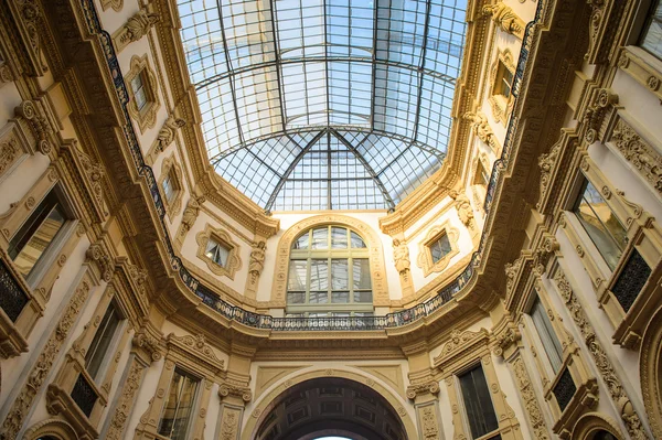 Galleria vittorio emanuele ya —  Fotos de Stock