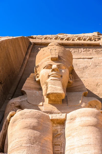 В великий храм з Абу-Сімбел, Єгипет — стокове фото