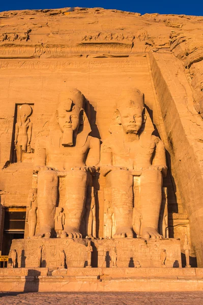 Det stora templet i abu simbel, Egypten — Stockfoto