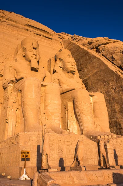 Det stora templet i abu simbel, Egypten — Stockfoto