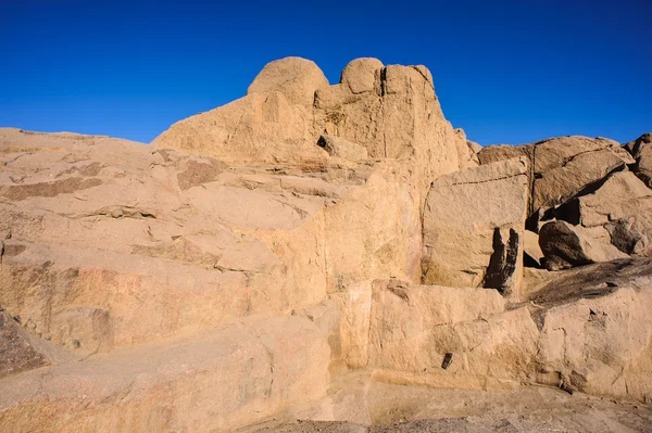 在埃及的阿斯旺，未完成的方尖碑 — 图库照片