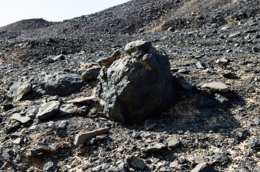 Mısır'daki siyah çöl