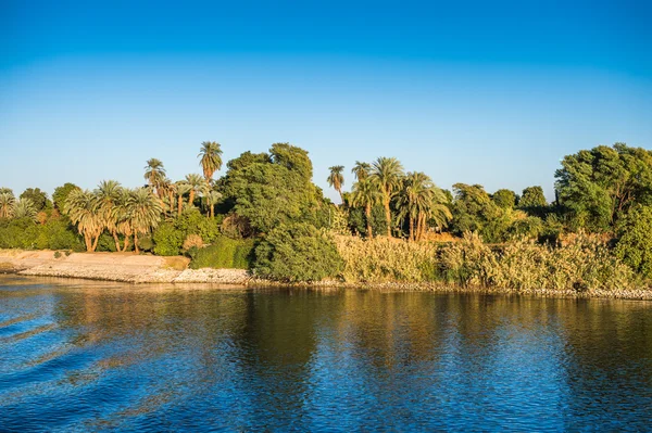 Zonsondergang over de Nijl in Egypte — Stockfoto