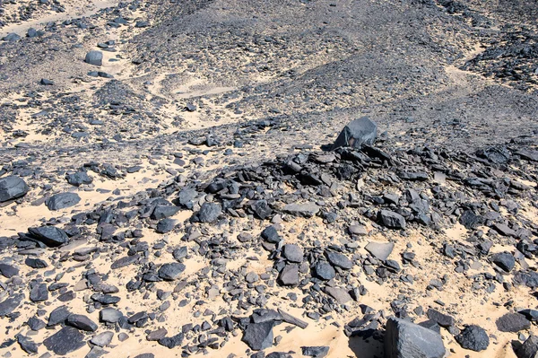 Svarta öknen landskap och basalt formarions — Stockfoto