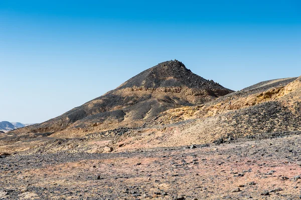 Paysage du désert noir et formarions de basalte — Photo