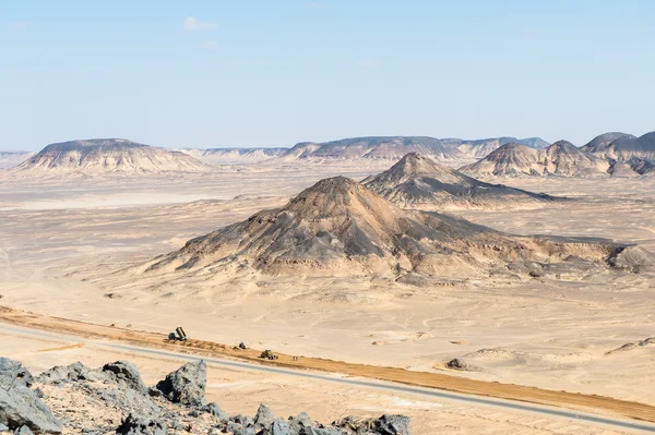 Paysage du désert noir et formarions de basalte — Photo