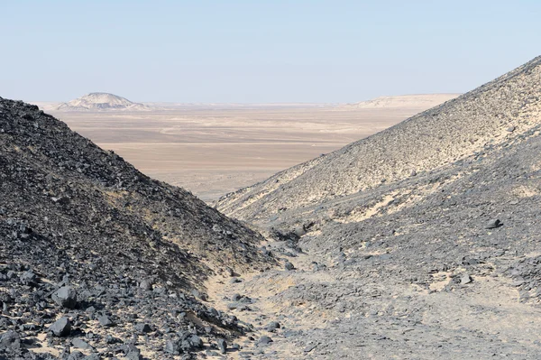 Den svarte ørkenen i Egypt. – stockfoto