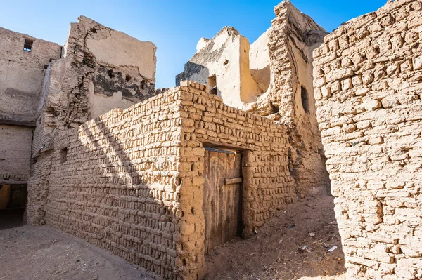 Al Qasr, gammal by i Dakhla öknen, Egypten — Stockfoto
