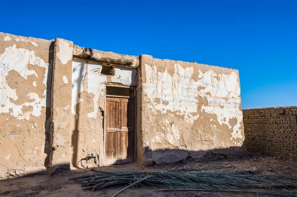 Al Qasr, vieux village dans le désert de Dakhla, Egypte — Photo