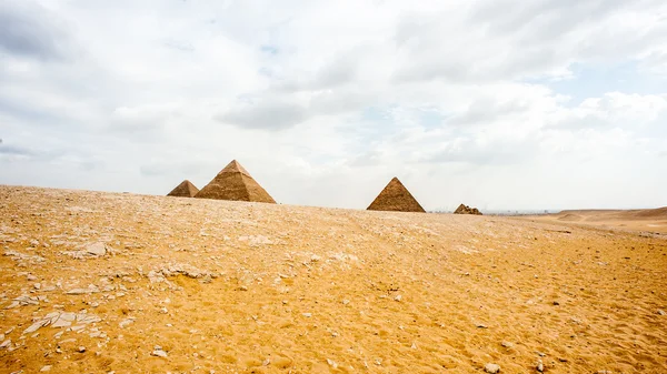 기자 공동 묘지, Giza 고원, 이집트 유네스코 세계 유산 — 스톡 사진