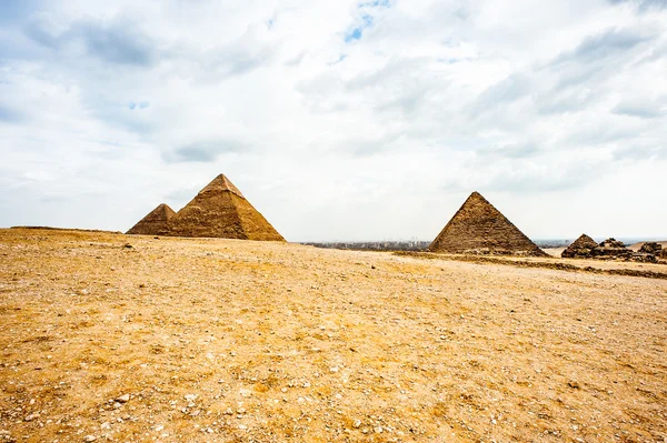 Necrópolis de Giza, meseta de Giza, Egipto. Patrimonio Mundial de la UNESCO — Foto de Stock