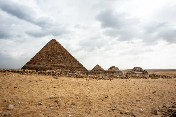 Giza Necropolis, Giza Plateau, Egipto. Património Mundial da UNESCO — Fotografia de Stock