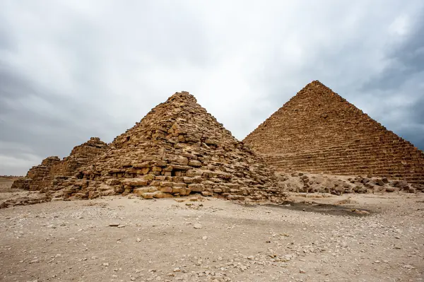 Giza Plateau, westelijke oever van de Nijl, Giza, Egypte — Stockfoto