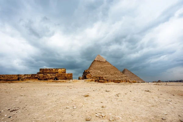 Γκίζα οροπέδιο, δυτική όχθη του Νείλου, Γκίζα, Αίγυπτος — Φωτογραφία Αρχείου