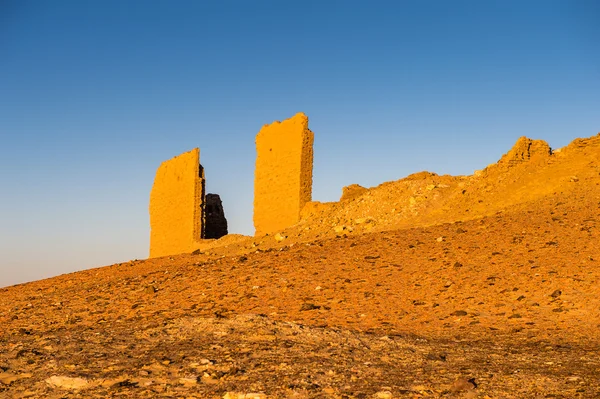 Rovine del Tempio di Nadora nel deserto di Kharga in Egitto — Foto Stock