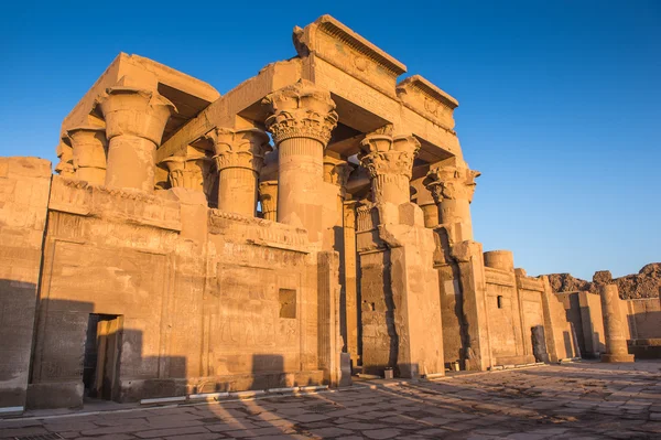 Temple de Kom Ombo au lever du soleil, Egypte — Photo