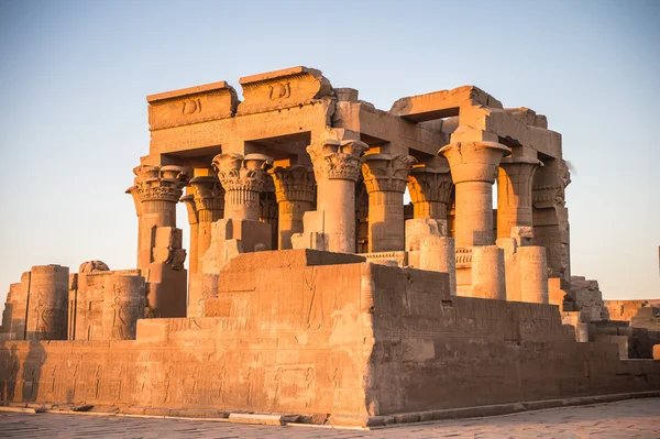 Świątynia Kom Ombo podczas wschód, Egipt — Zdjęcie stockowe