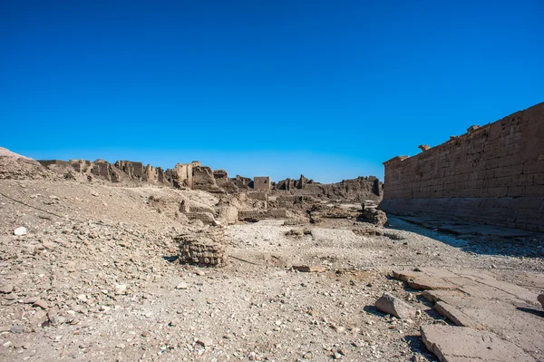 Le Medinet Habu (Temple mortuaire de Ramsès III), Cisjordanie de Louxor en Egypte — Photo