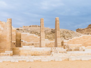 Djoser, Mısır Piramidi