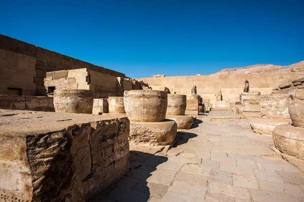 Le Medinet Habu (Temple mortuaire de Ramsès III), Cisjordanie de Louxor en Egypte — Photo