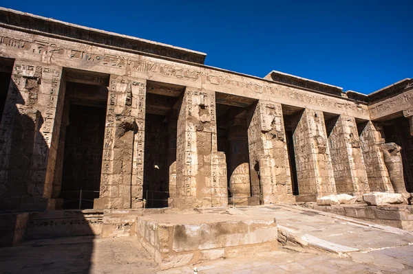 Medinet Habu (Halotti temploma a Ramszesz), Ciszjordánia, Luxor, Egyiptom — Stock Fotó